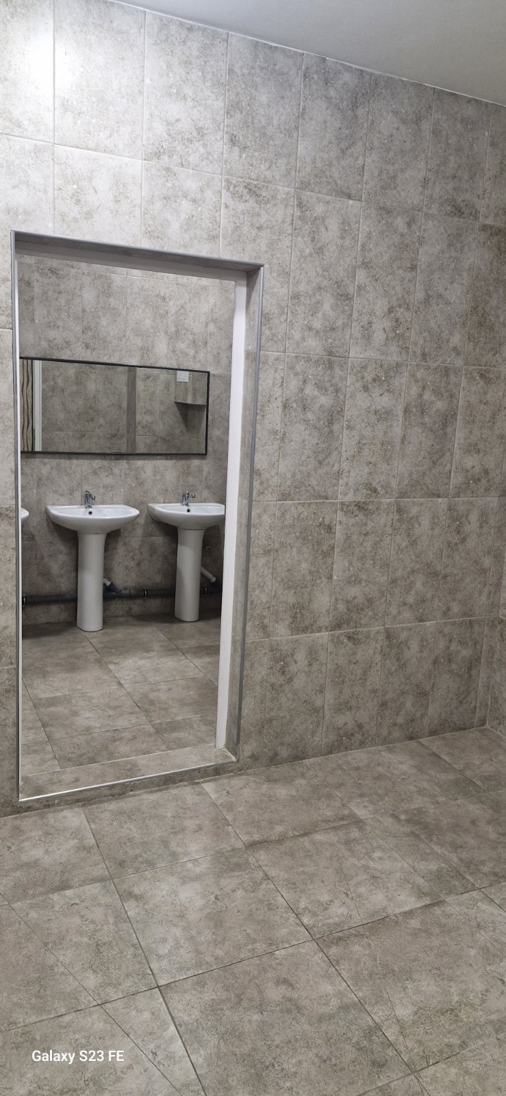 плиточные работы  в душевой